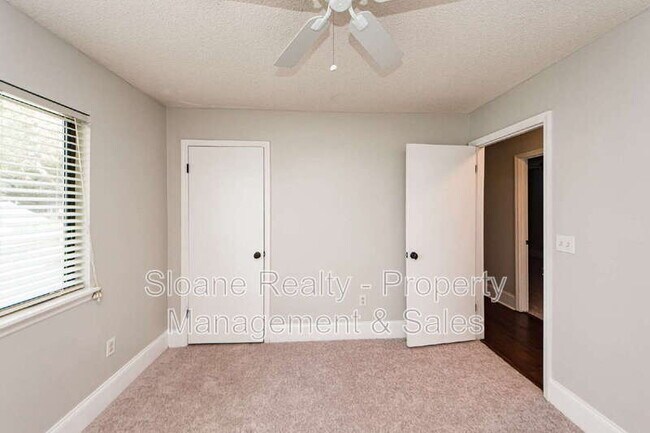 Building Photo - 1326 Battery Stevens Ct