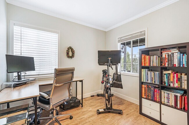 Building Photo - A beautiful  home in North Hollywood is no...