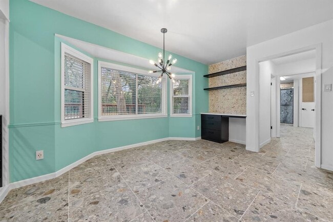 Building Photo - 2175 Park Rd