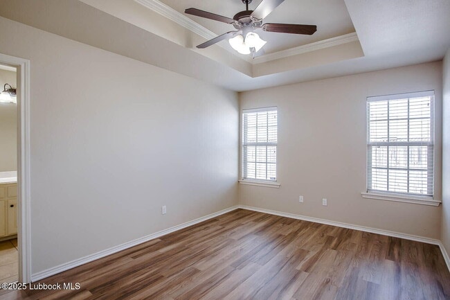 Building Photo - 2020 87th St