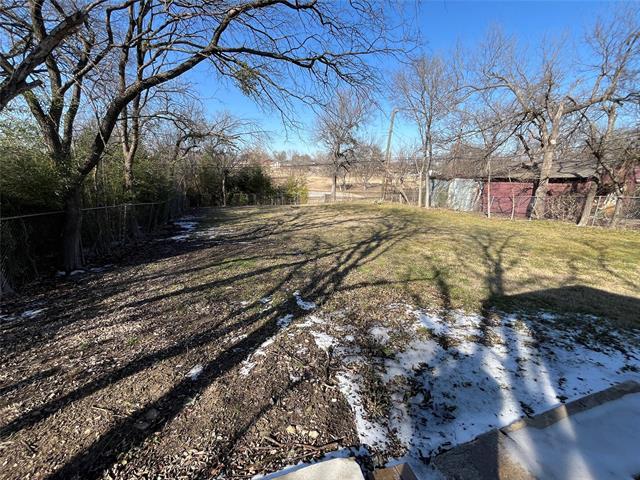 Building Photo - 1321 Woodcrest Dr