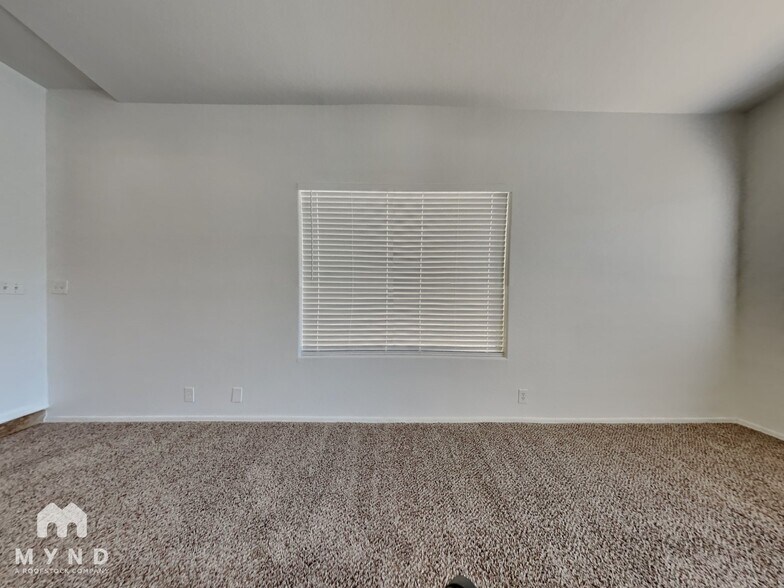 Building Photo - 5862 E Norwood St