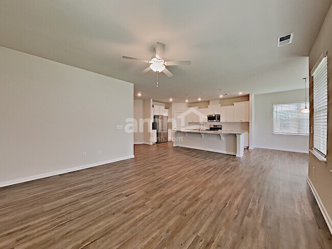 Building Photo - 2410 Abundance Ln