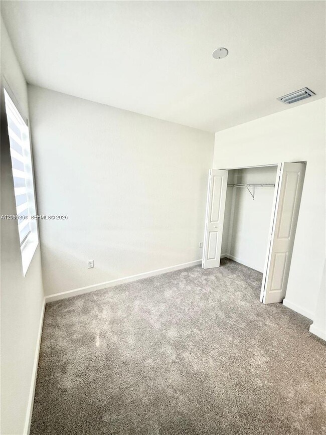 Building Photo - 26865 SW 121st Ave