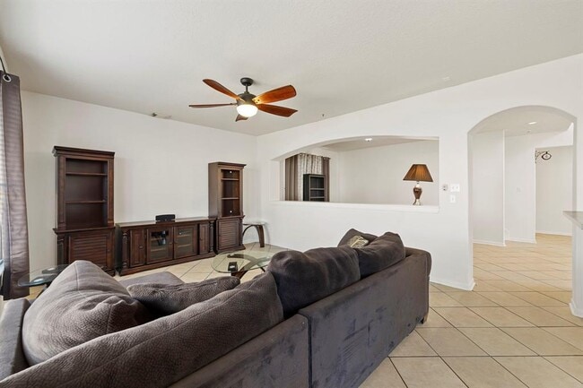 Building Photo - 26122 Parkman Grove Dr