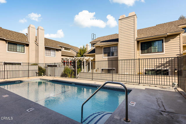 Building Photo - 249 Alpine St