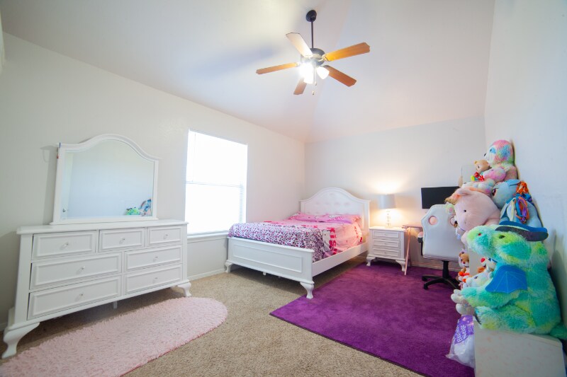 Building Photo - 13260 Emerald Creek Dr