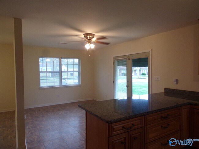 Building Photo - 14004 Hermosa Dr SW