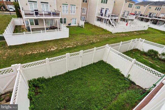 Building Photo - 26077 Little Rocky Terrace