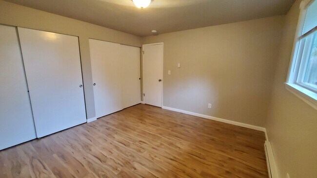 Building Photo - JUST REMODELED!! EVERYTHING BRAND NEW INSIDE THIS 3 BEDROOM, 1 BATH!!