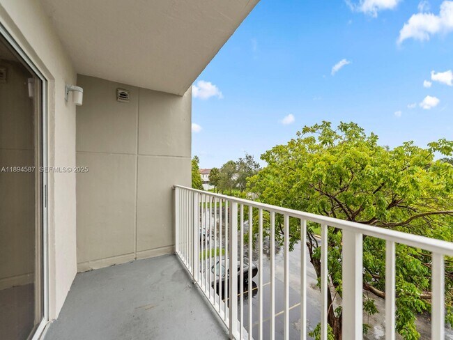 Building Photo - 8260 SW 210th St