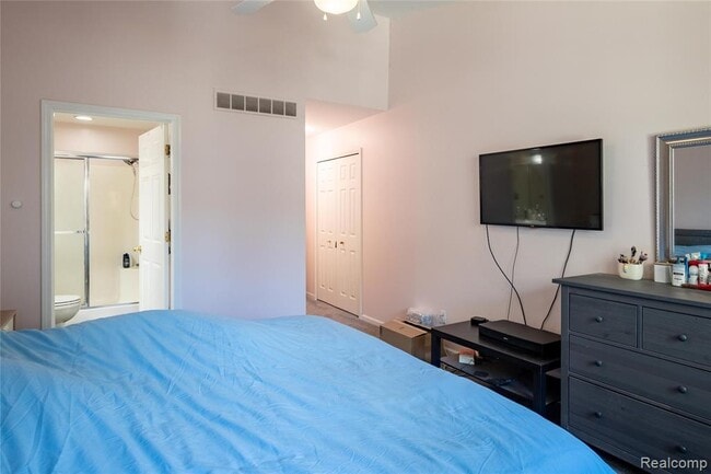 Building Photo - 41063 Millbrook Dr