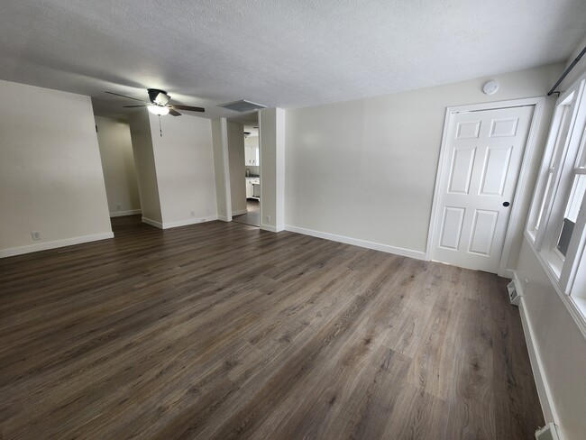 Living room from the front entry - 905 Woodmere Dr