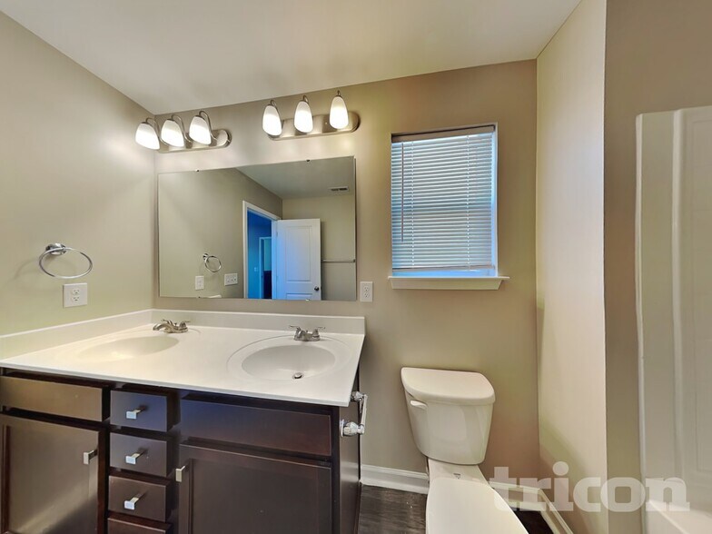 Building Photo - 162 Fesperman Cir