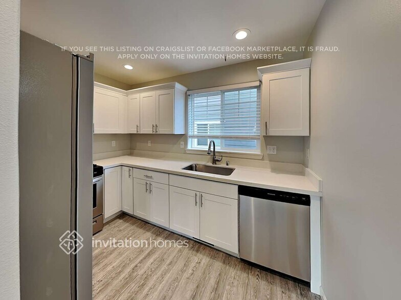 Building Photo - 1307 84th Ave SE