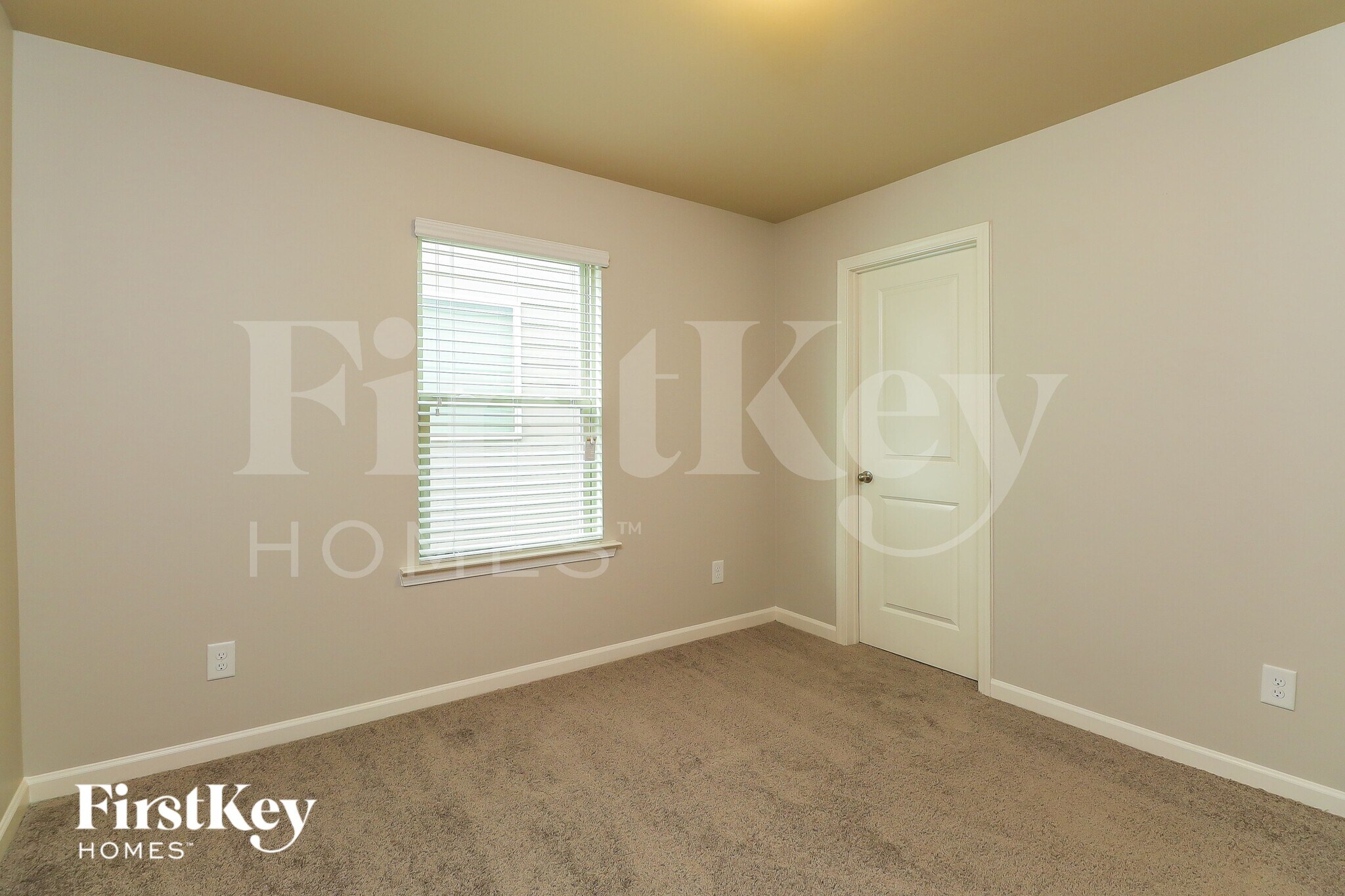 Building Photo - 730 Galveston Way