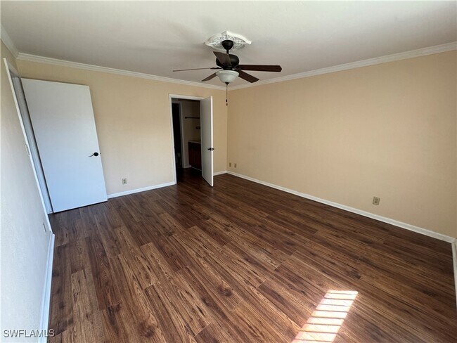 Building Photo - 4070 Looking Glass Ln