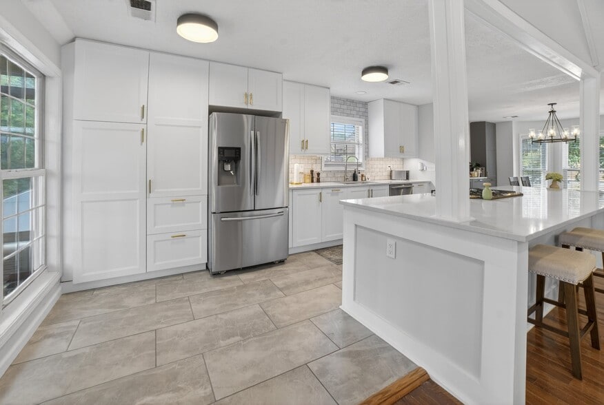 Building Photo - 2129 Quail Ridge Dr