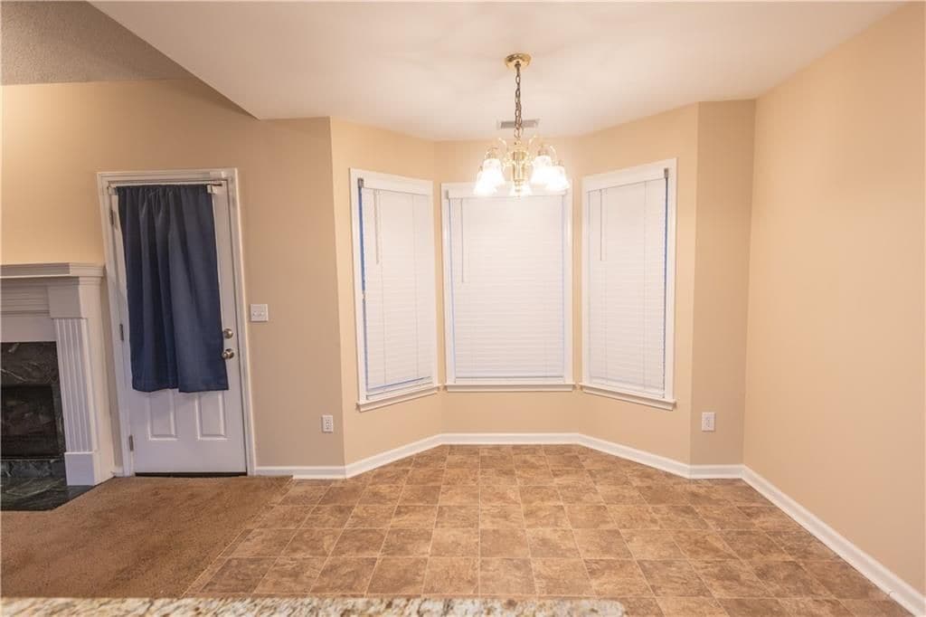 Building Photo - 994 Brentmoor Ln NW