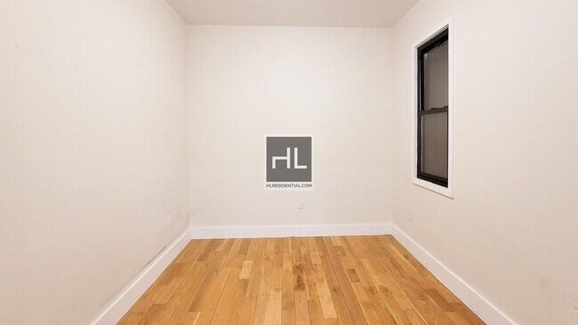 Building Photo - No-Fee two bedroom in Bed-Stuy
