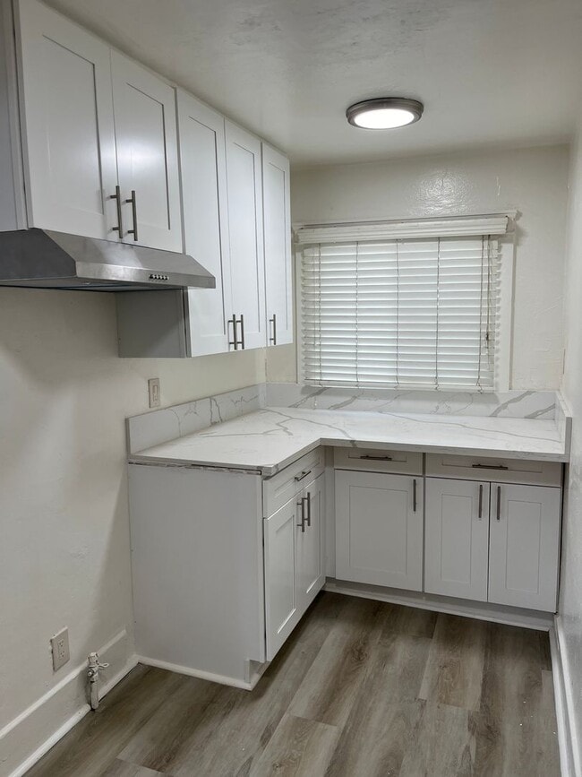 Building Photo - 3310 31st St