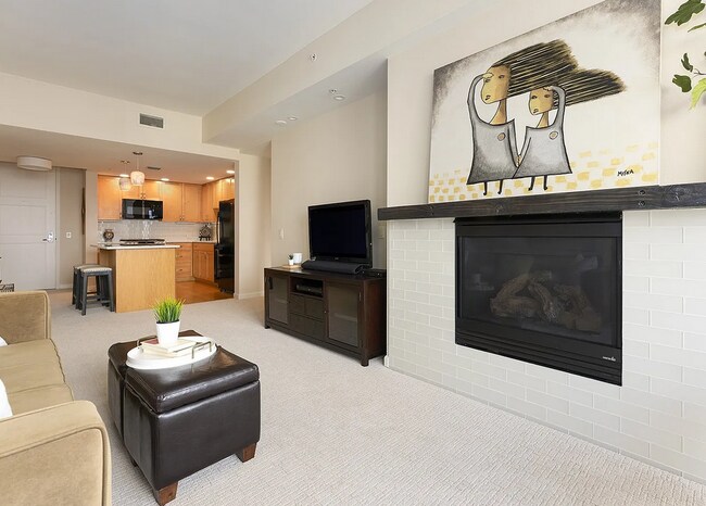 Living Room Facing East - 1620 NE Broadway St