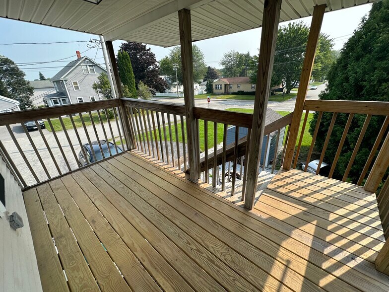 Building Photo - 28 DuPont Ave