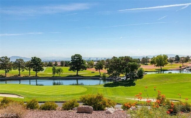 Building Photo - 9004 Litchfield Ave