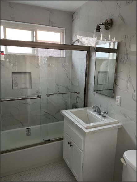 Building Photo - 8315 W Manchester Ave