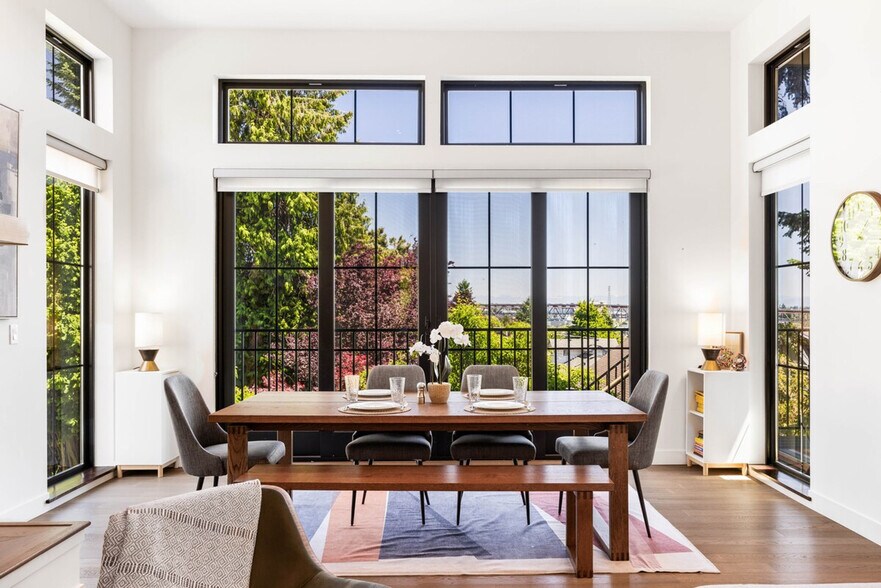 Building Photo - 3826 Meridian Ave N