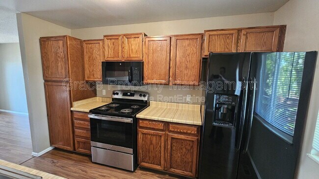 Building Photo - 3234 S Dudley St