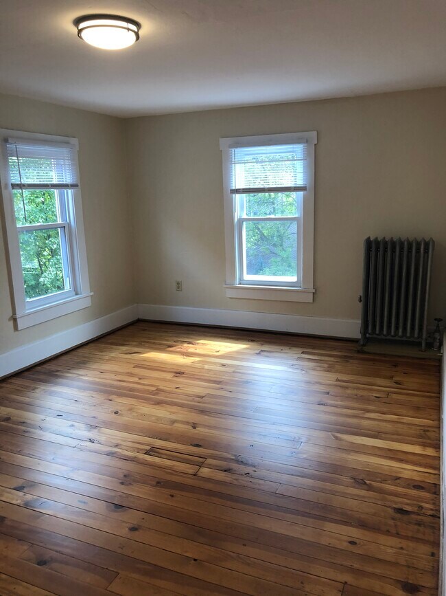 Building Photo - 225 S Burrowes St