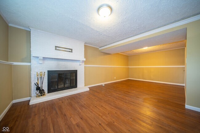 Building Photo - 8307 Castle Farms Rd