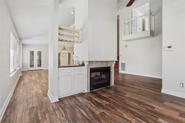 Building Photo - 3326 Lake Stream Dr