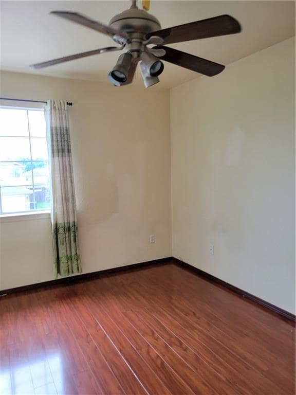 Building Photo - 312 Sweet Leaf Ln