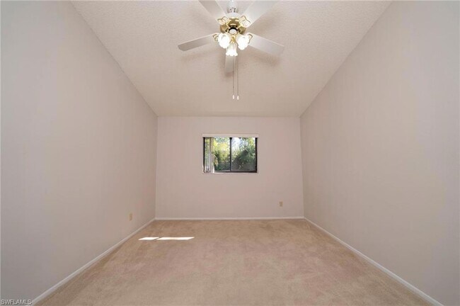 Building Photo - 17455 Blueberry Hill Dr