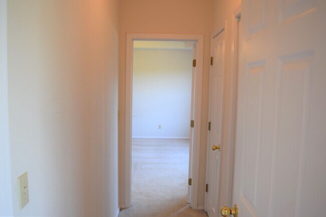 Building Photo - 318 Carmel Valley Way