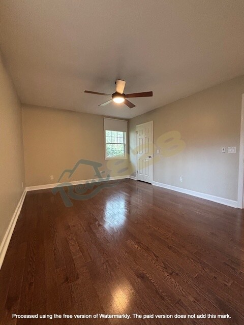 Building Photo - 201 Camellia Way