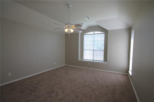 Building Photo - 1424 McKenzie Ct