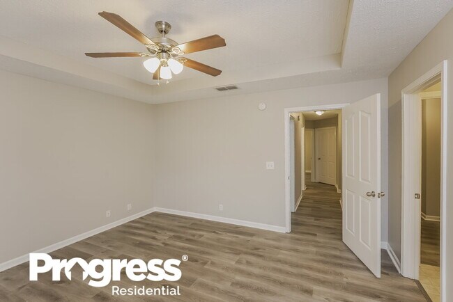 Building Photo - 1955 Odessa Ave