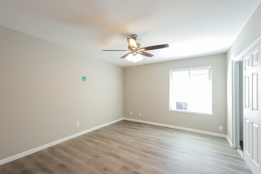 Building Photo - 14009 N 42nd Dr