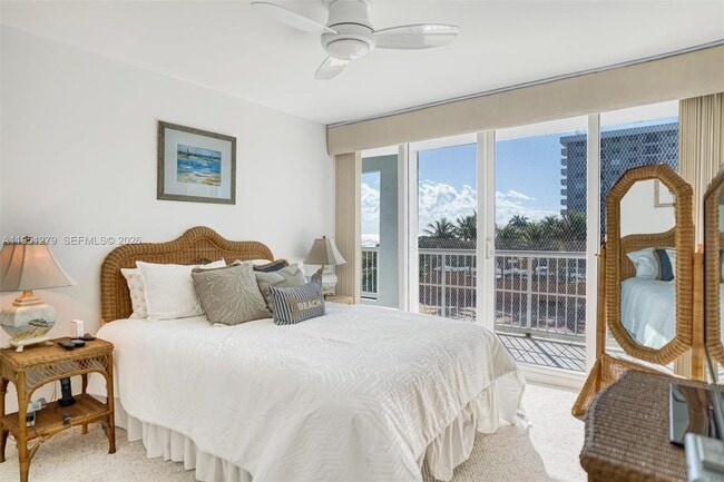 Building Photo - 9341 Collins Ave