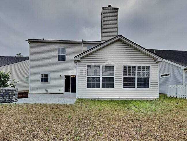 Building Photo - 2236 Blakers Blvd