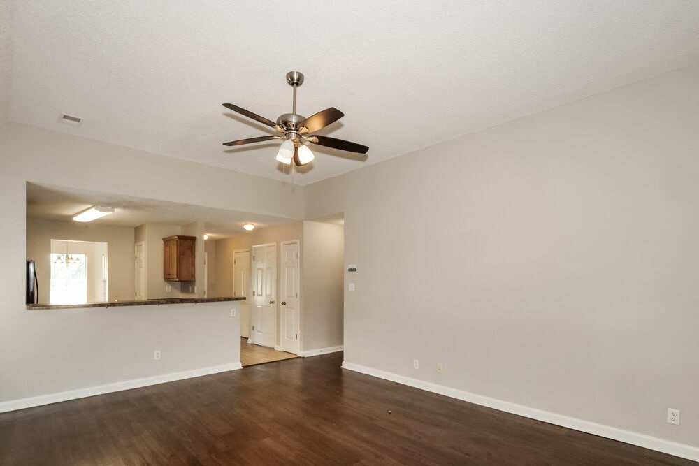 Building Photo - 9908 Tremont Dr