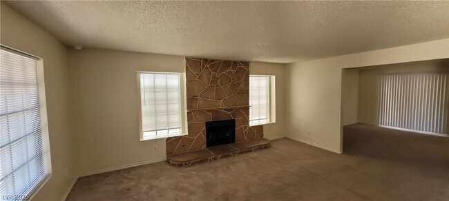 Building Photo - 2813 Cacto Ct