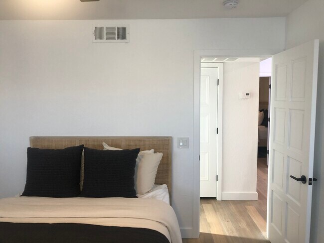 Bedroom 2 (3) - 16517 E Gunsight Dr