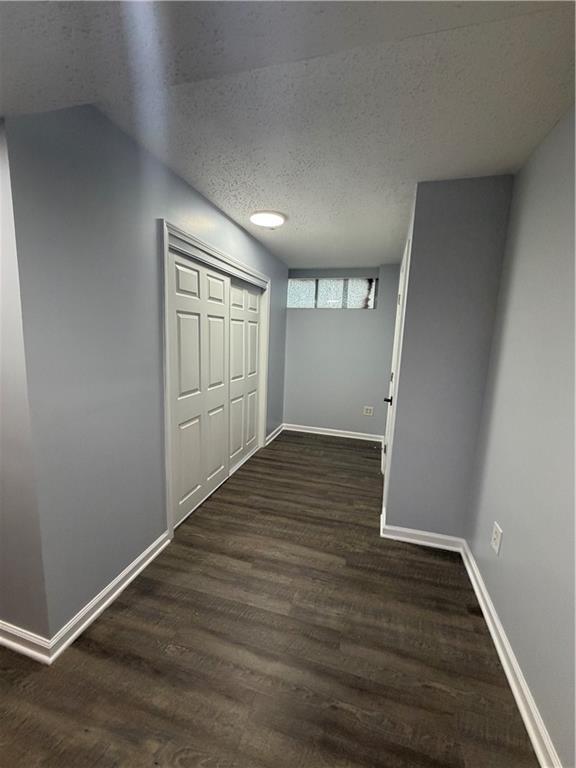Building Photo - 3336 Camelot Dr NE