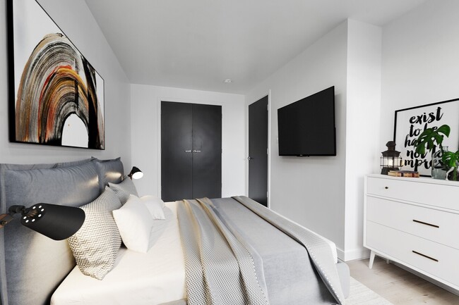 Welcome Home to Peace Bridge Place!