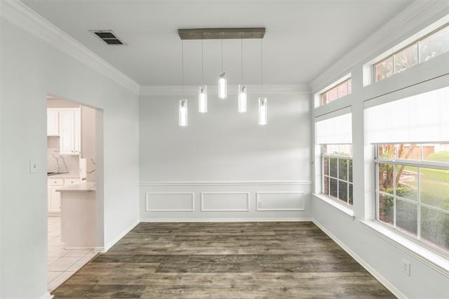 Building Photo - 2504 Meadow Hills Ln