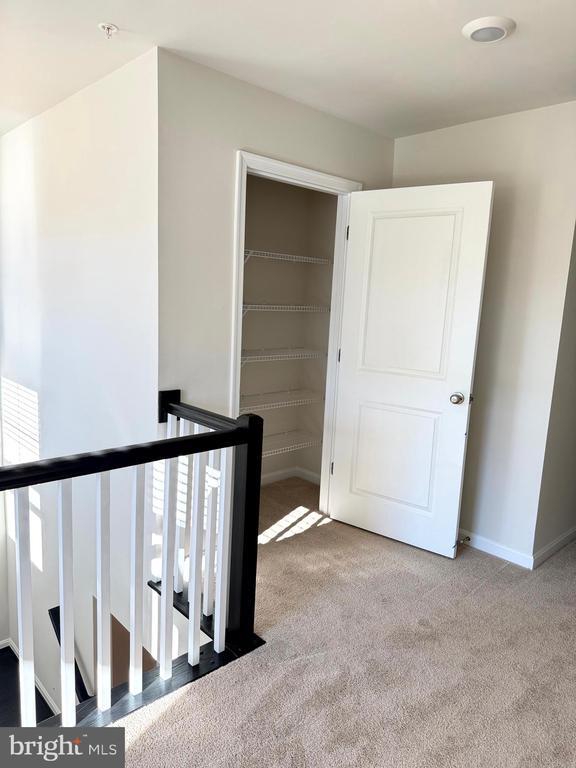 Building Photo - 461 Hanson St